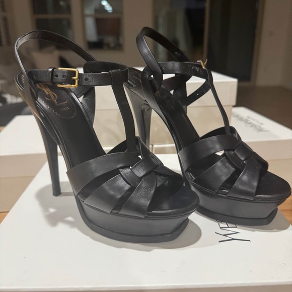 Yves Saint Laurent Black Elegant Heels - Picture 2 of 5